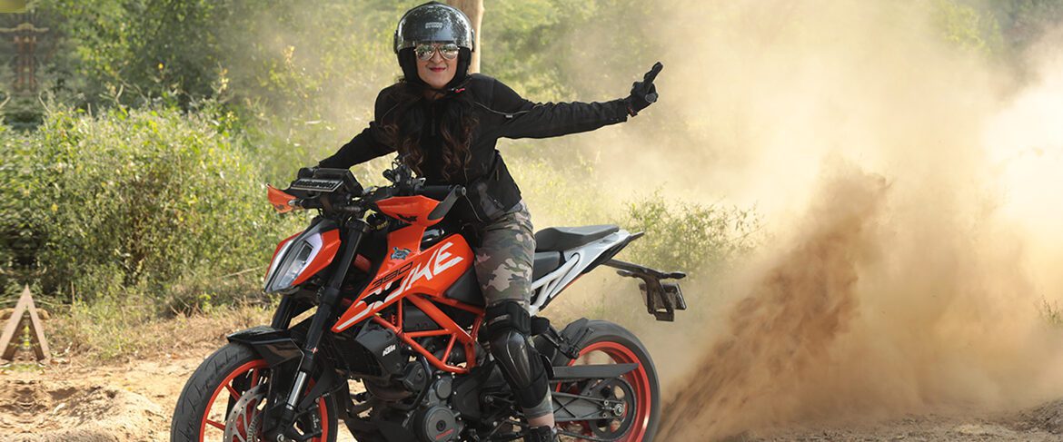 5 Irritating Problems of Riding a Two-Wheeler That Nobody Will Tell You!